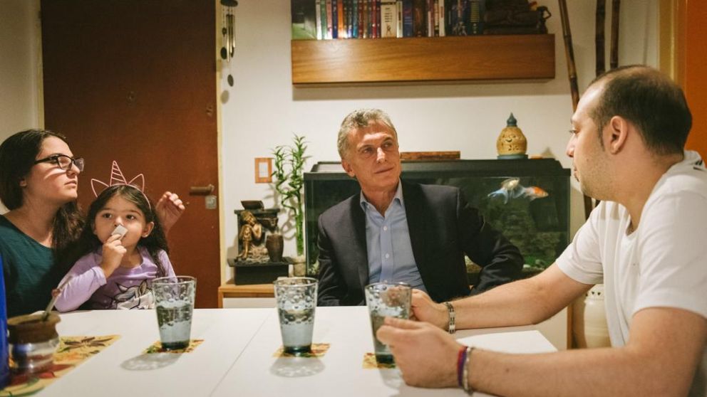 El presidente hizo sus anuncios a través de su cuenta de twitter