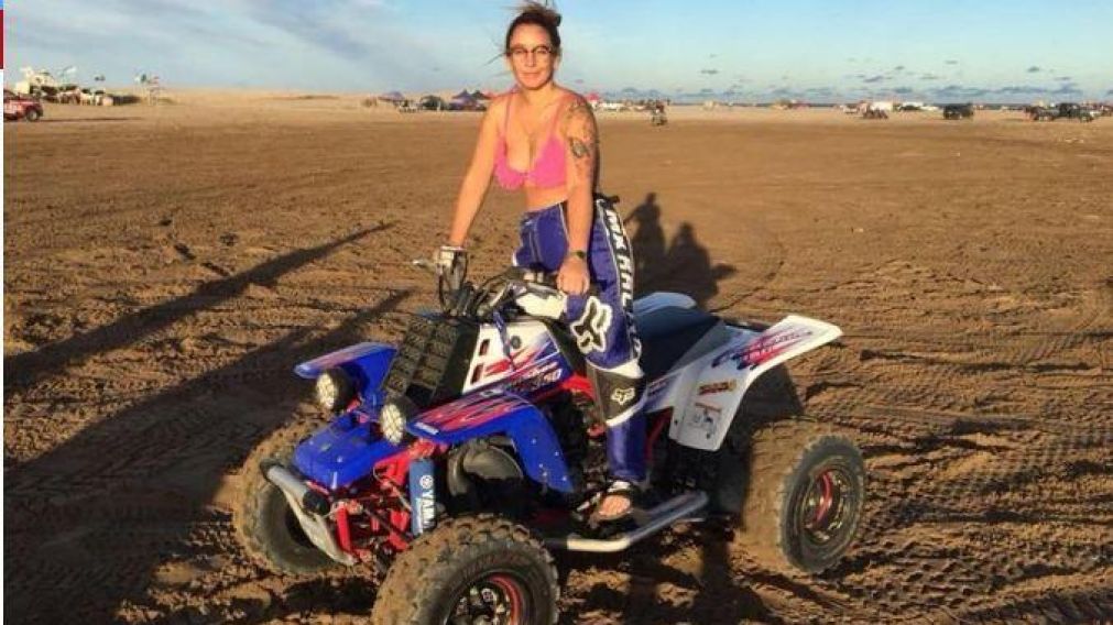 Johana ostentaba una lujos vida con viajes y autos de alta gama (Facebook).