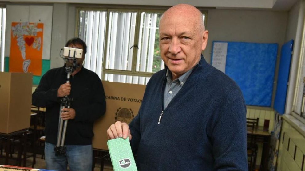 El ex gobernador santafesino votó en Rosario (Twitter).