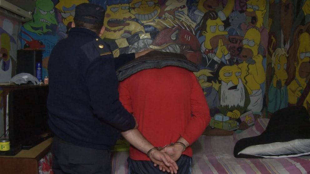 El líder de la gavilla se hace llamar Homero y es fanático de Los Simpson.