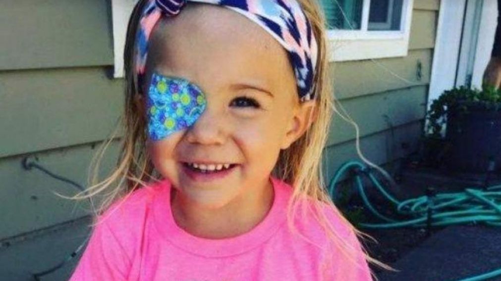 Le tomó una foto a su hija, notó algo extraño en su ojo y le salvó la vida de milagro.