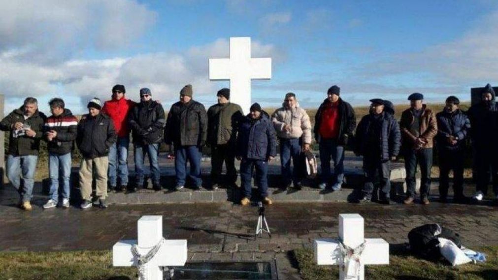 Los ex combatientes recorrieron sus puestos durante la guerra.