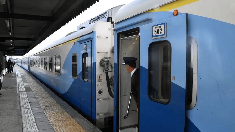 Trenes Argentinos informó la venta de pasajes de sus servicios de larga distancia a varios destinos de nuestro país.