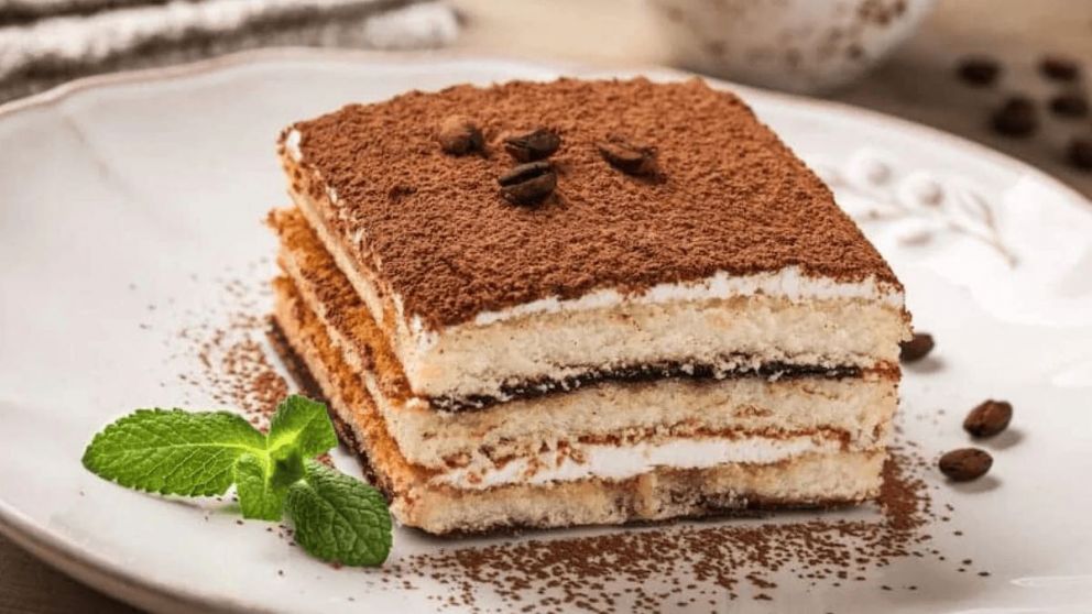 Aprende hacer un tiramisú en pocos pasos.