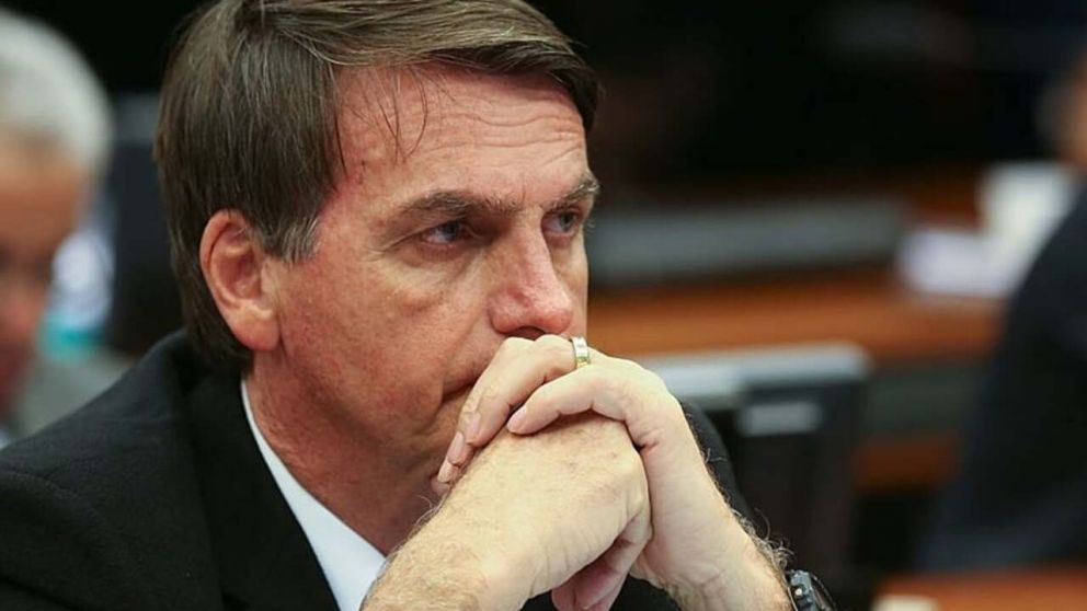 Jair Bolsonaro tuvo que ser internado luego de sufrir una descompensación.