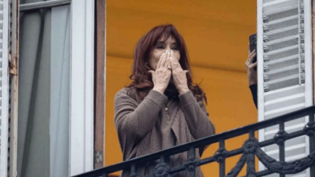 Cristina Kirchner volvió a cruzar a Javier Milei tras su mensaje en cadena nacional.