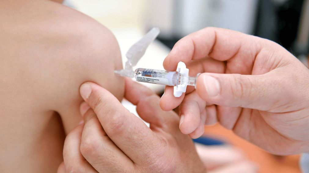 Adelantan la segunda dosis de la Triple Viral: los detalles y lugares en dónde se aplica la vacuna