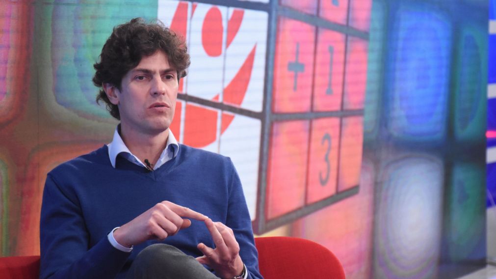 El economista y diputado nacional se refiri� al presente pol�tico y econ�mico del pa�s, y habl� del futuro (Vill�n/Cr�nica/Archivo).