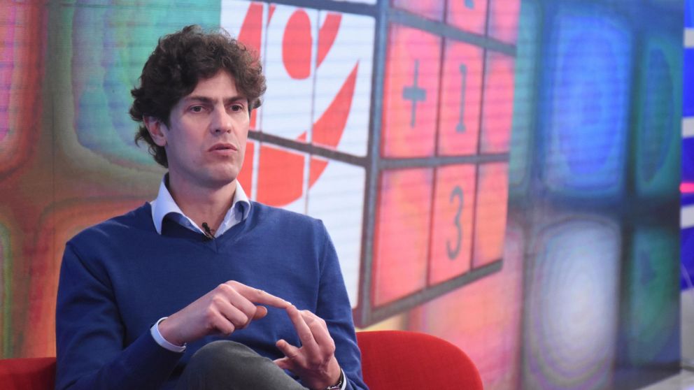 El economista y diputado nacional se refirió al presente político y económico del país, y habló del futuro (Villán/Crónica/Archivo).