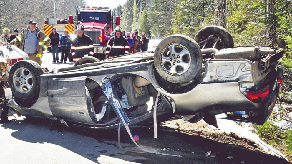 El auto donde volcó Clifford Hoyt.