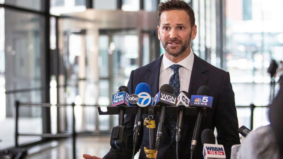 Aaron "mostró" la hilacha. (AP).