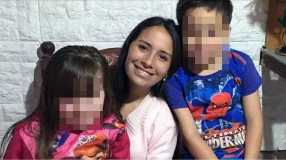 Los hijos la víctima tenia de 7 y 3 años cuando ocurrió el terrible crimen. (Gentileza: Aires de Santa Fe)