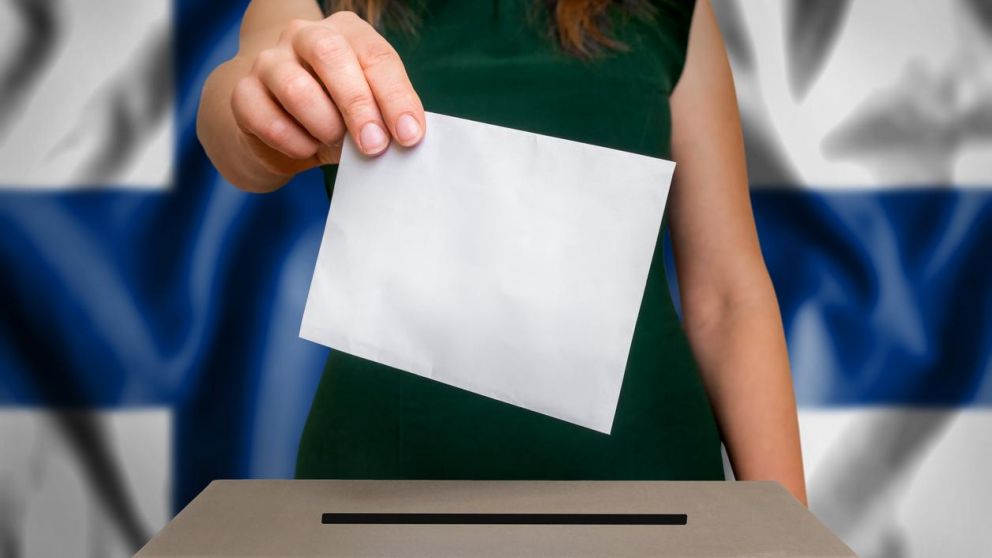 Los socialdemócratas obtuvieron el 17,7% frente a los ultras Verdaderos Finlandeses (VF), que cosecharon el 17,5%. (Imagen ilustrativa)