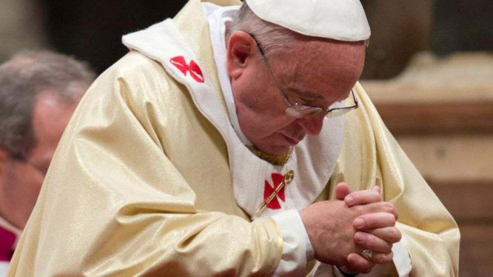 Bergoglio, preocupado por la situación en Francia. (El Imparcial).