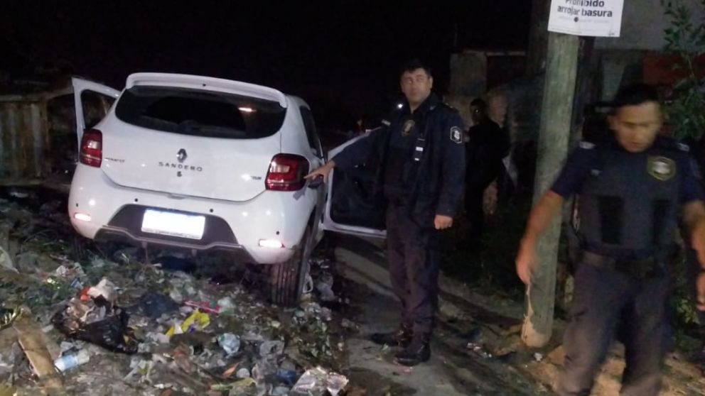 Investigadores lograron incautar el auto sustraído por la gavilla