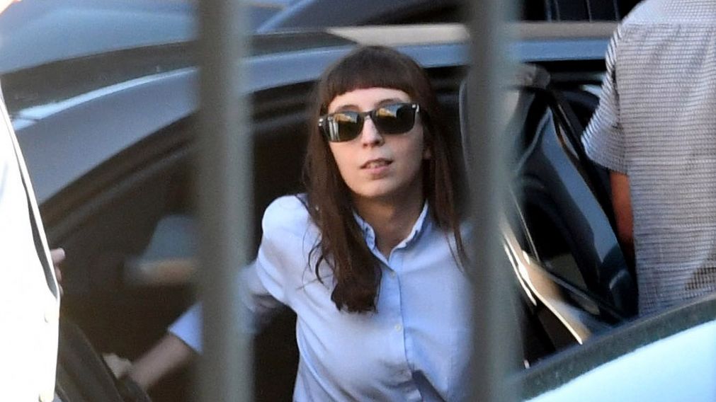 Florencia debe permanecer en Cuba por recomendación médica.