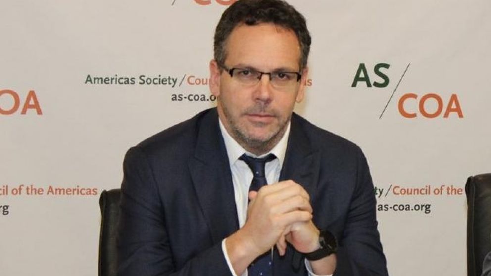 El presidente del Banco Central aseguró que Argentina va por el camino correcto.