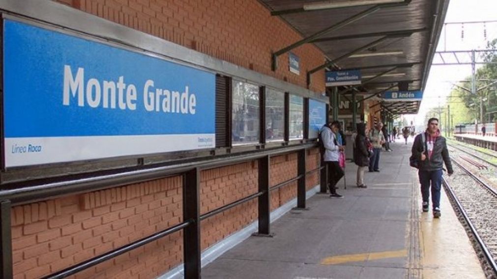 El hecho ocurrió en un paso peatonal próximo a la estación de Monte Grande.