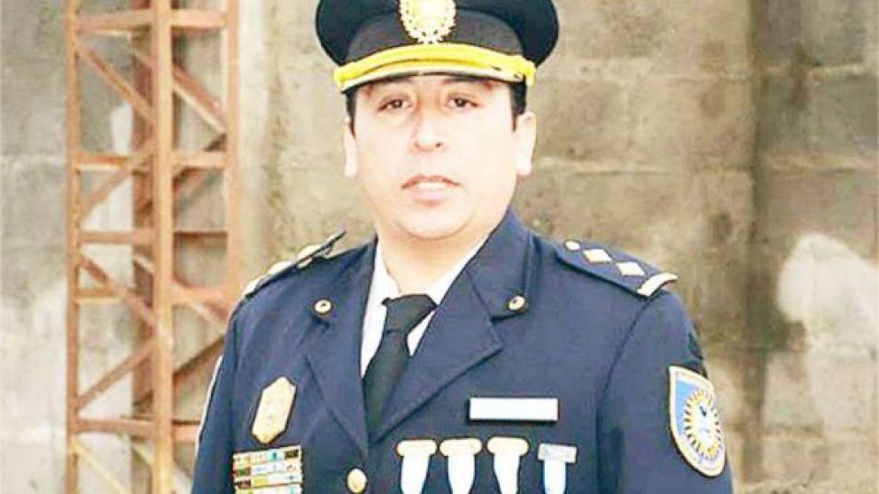 Vecinos utilizaron las redes sociales para apoyar al comisario Guerrero.