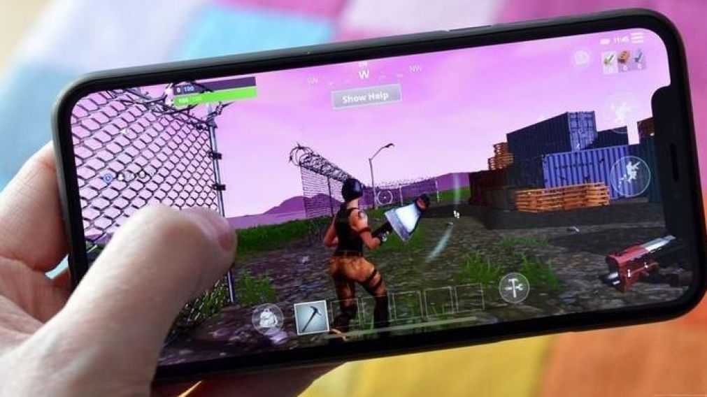 El joven se encontraba disputando una partida del videojuego cuando se peg� el tiro.