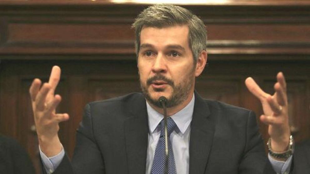 El Jefe de Gabinete responderá preguntas y acusaciones.