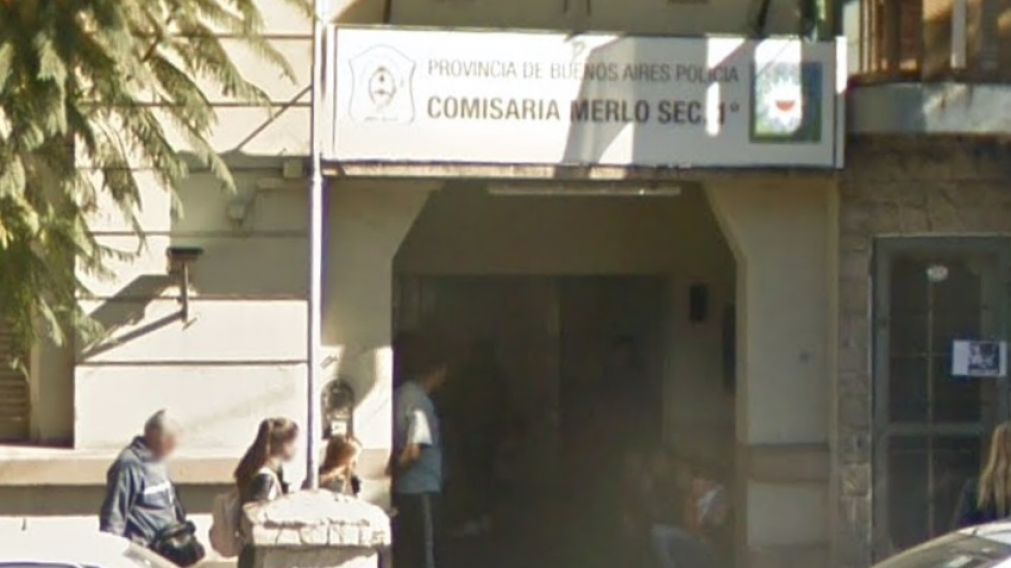 Pesquisas policiales de la comisaría primera de Merlo se encargan de investigar el suceso.