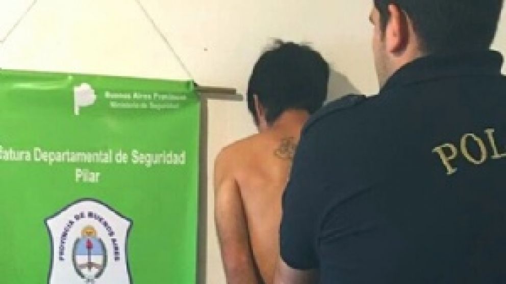 Se efectuó un rastrillaje policial por los alrededores y a unos 800 metros se logró dar con sujeto que llevaba de la mano al chico. (Gentileza: Pilar a Diario)
