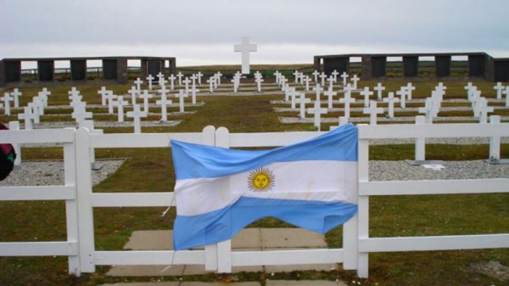 Quedan s�lo 10 soldados sin identificar en el Cementerio de Darwin.