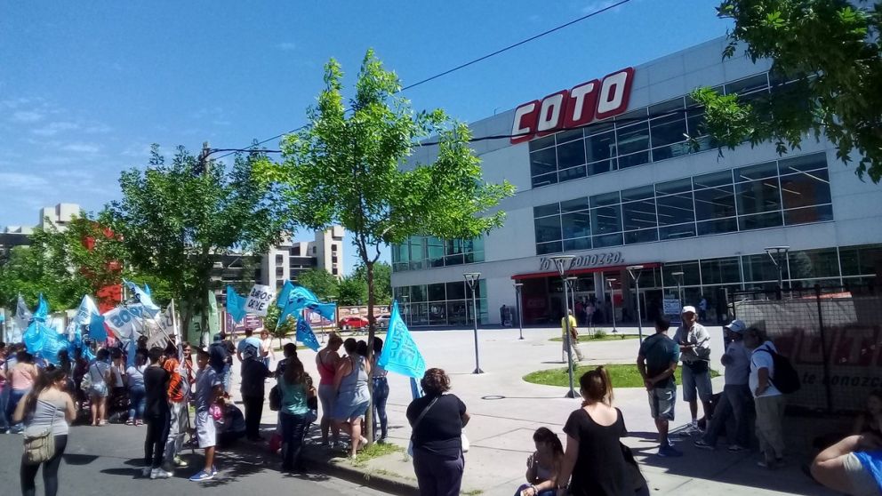 Las solicitudes se realizarán en horas de la mañana.