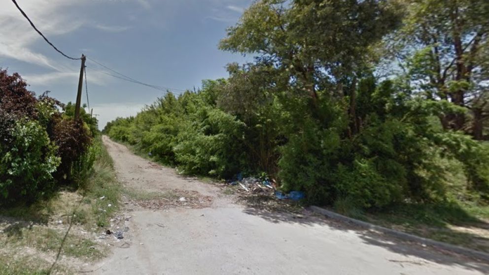 El hombre, de 61 años, fue agredido en este humilde vecindario, en el oeste del conurbano bonaerense.