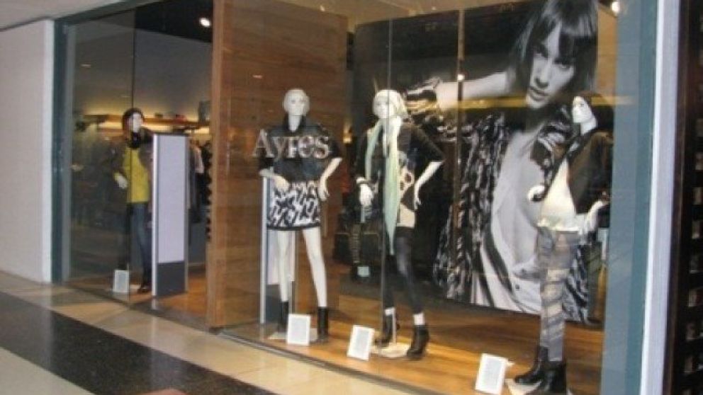 Una conocida marca de ropa en restructuración. Wrangler se fue del país.