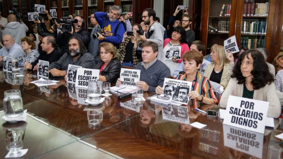 Desde Suteba no descartaron la oferta desde primera instancia como hicieron en reuniones anteriores.