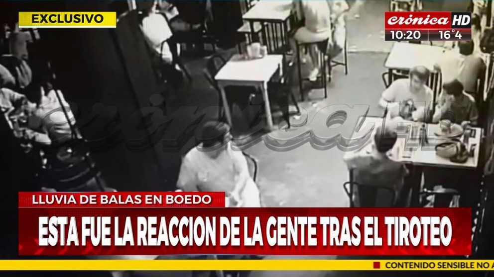 Los clientes de un bar fueron testigos del infernal tiroteo.