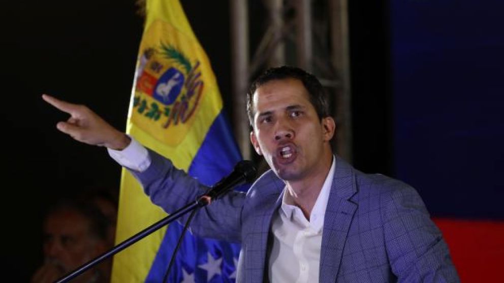 Guaidó realizó la denuncia a través de su cuenta de Twitter. (Archivo)
