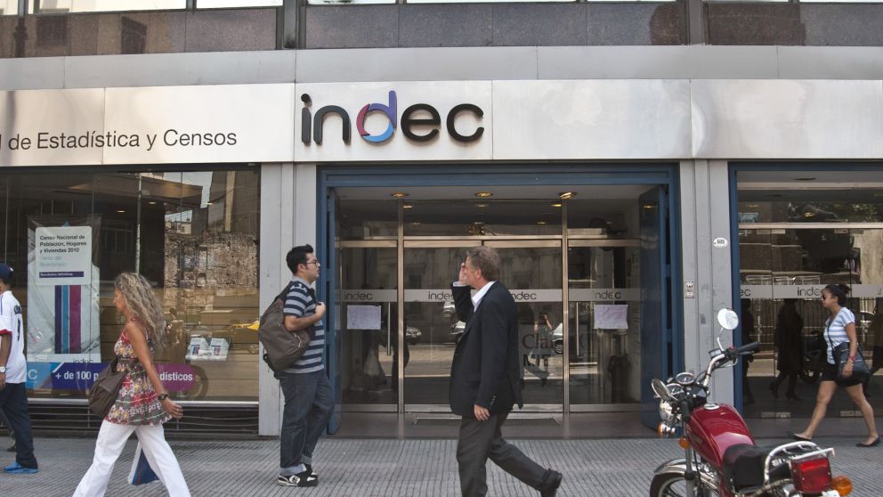 Tambi�n informar� una ca�da del PBI en torno al 2,6%.