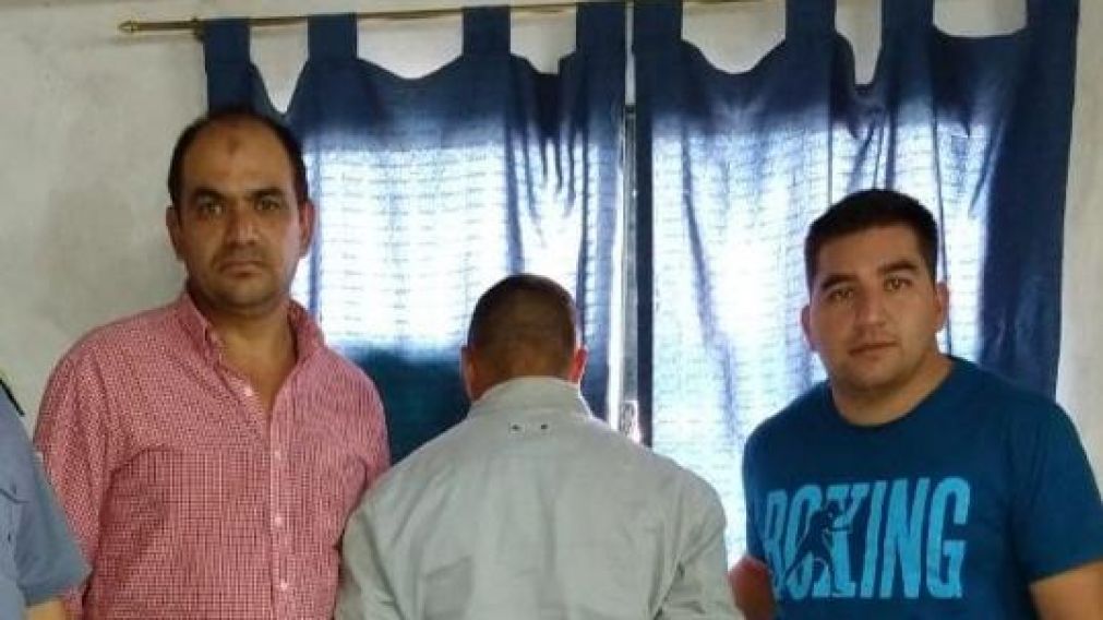 El joven se entregó ante las autoridades y quedó detenido (Gentileza: Corrientes hoy).