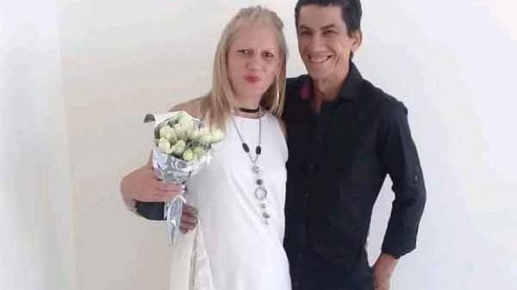 La pareja contrajo matrimonio el 15 de febrero último.