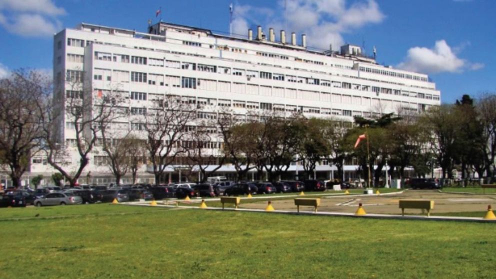 La suboficial debi� ser asistida por los m�dicos en este hospital.