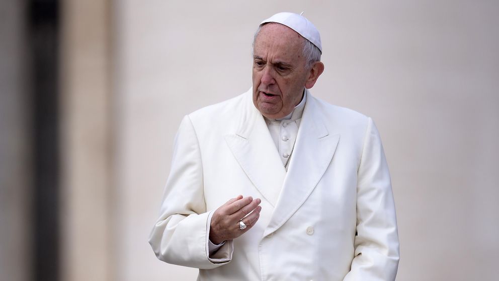 Pese a que no aceptó la renuncia, el cardenal dio un paso a costado.