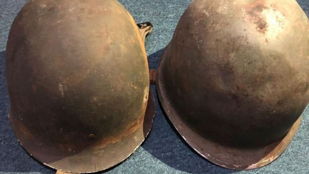 A través de redes sociales, comenzó la búsqueda del dueño de este casco. (Twitter)