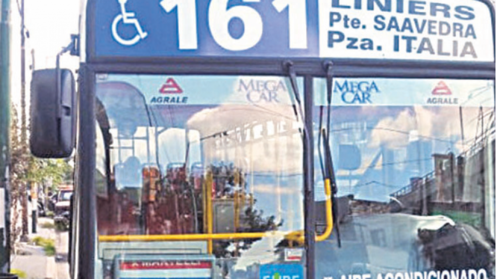 Delincuentes tomaron a 21 rehenes en violento robo a un colectivo