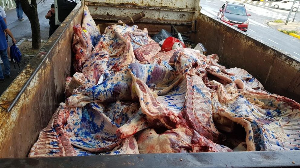 Esta es parte de la carne secuestrada tras los controles pertinentes.