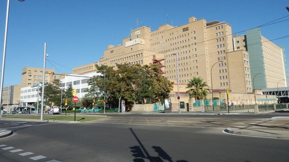 Foto del Hospital Miguel Servet de Zaragoza donde permanece ingresado el hombre. (Wikipedia)
