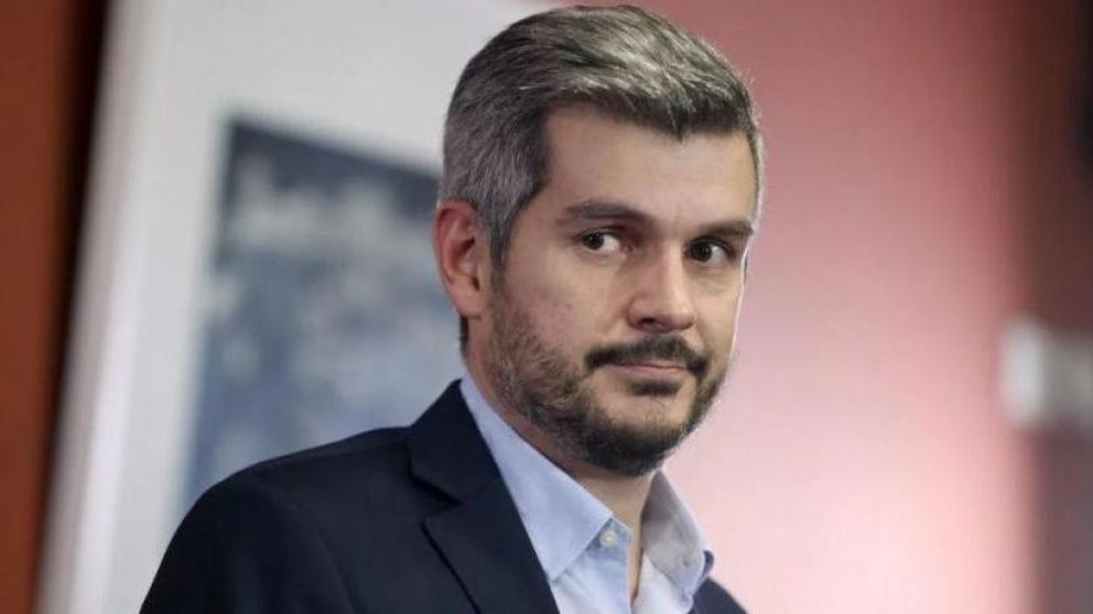 Marcos Peña realiza adjudicaciones directas.