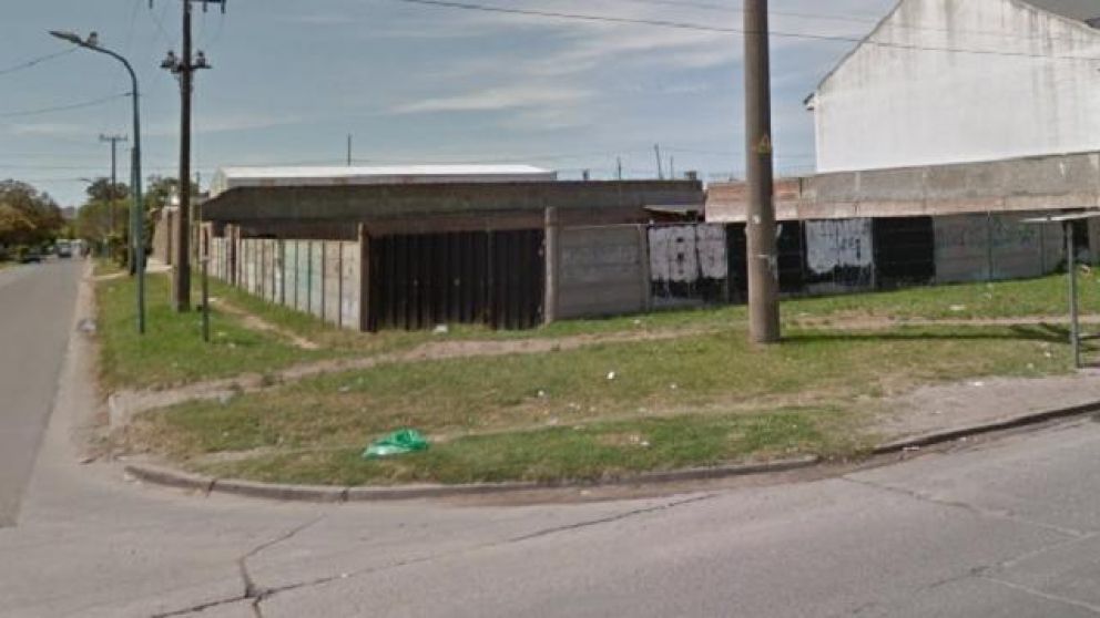 El accidente ocurrió dentro de este predio (Google Street View)