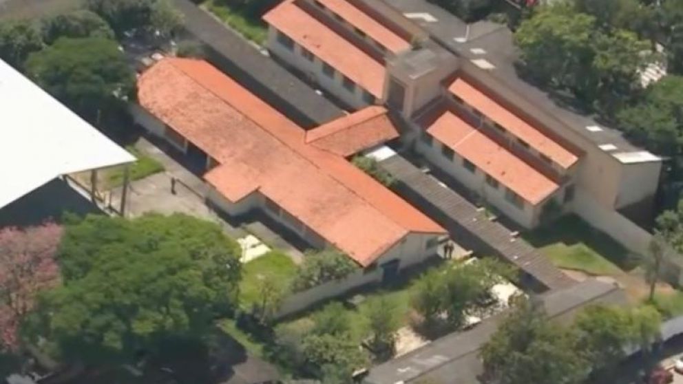 Escuela donde ocurrió el salvaje tiroteo.