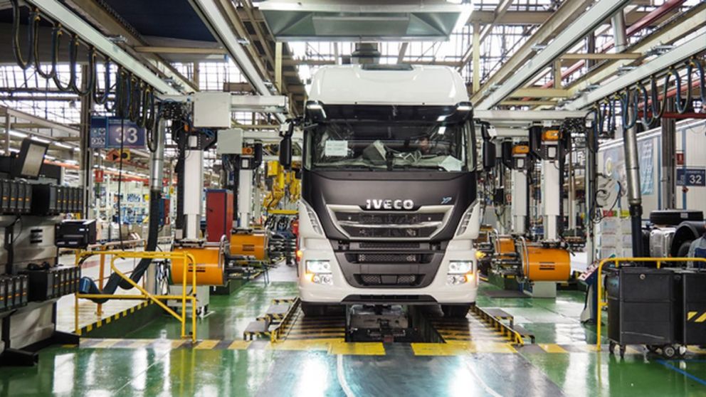 Iveco anunció la suspensión de 900 trabajadores en Córdoba.
