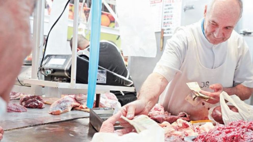 El kilo de la media res pasaría de $120 a $180.