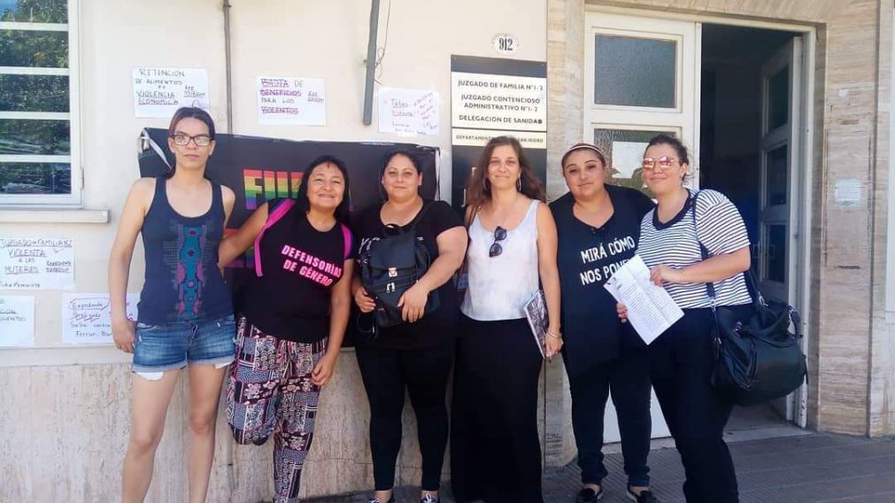 La víctima, en el centro, hizo varias denuncias.