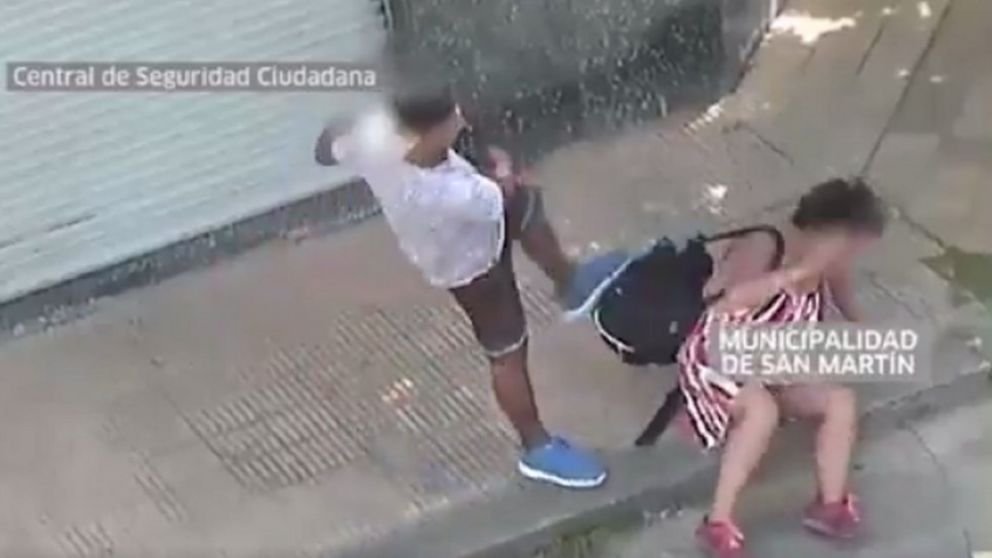 Las cámaras de seguridad le salvaron la vida.